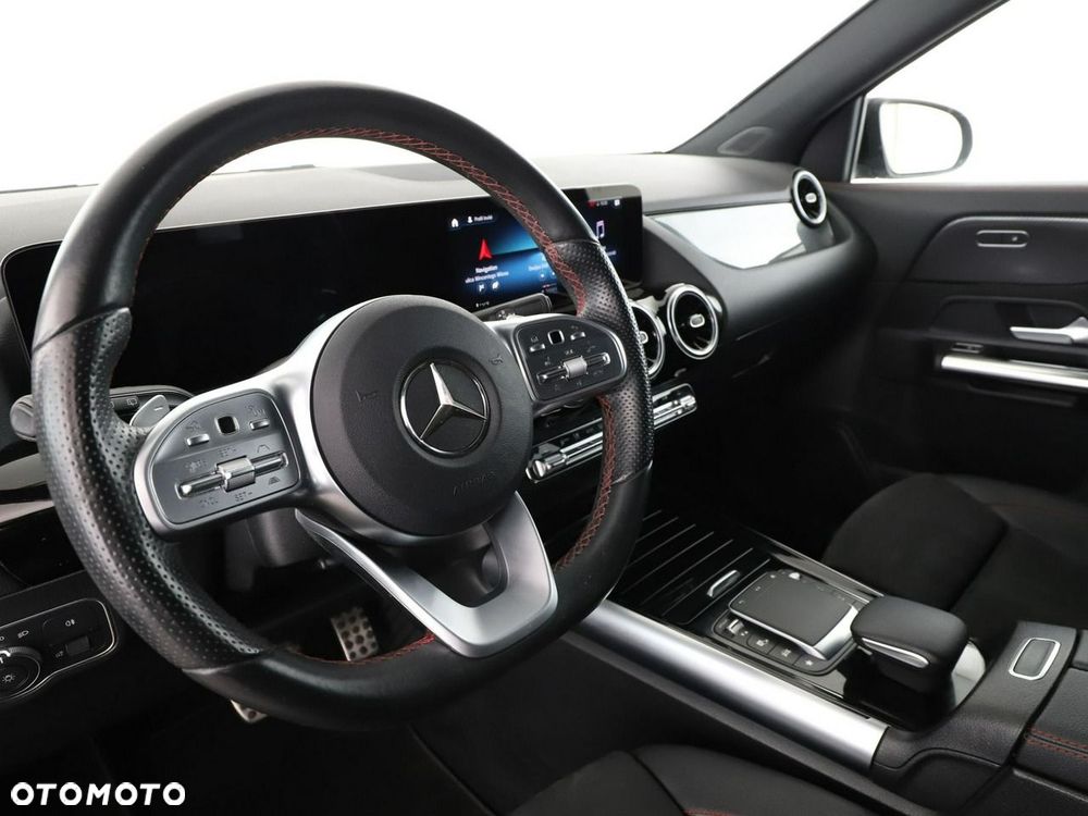 Mercedes-Benz GLA 220 d 4Matic 8G-DCT AMG Line - 15