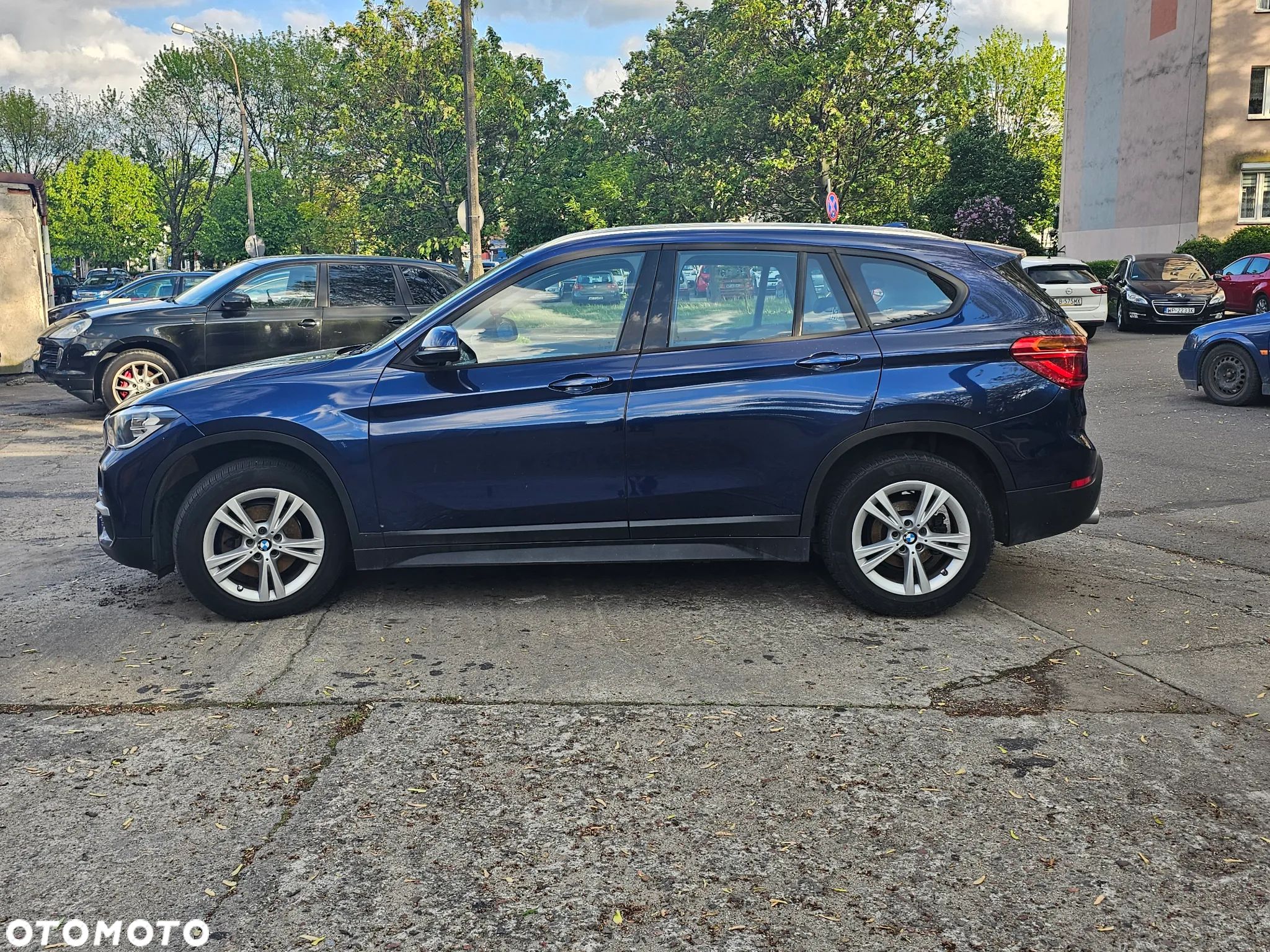 BMW X1 xDrive18d Sport Line - 1