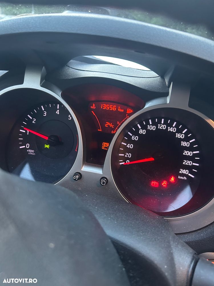 Nissan Juke 1.6 Xtronic N-Connecta - 8