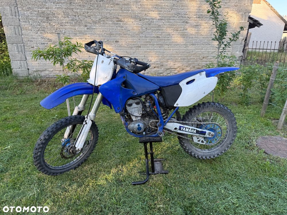 Yamaha YZF - 4