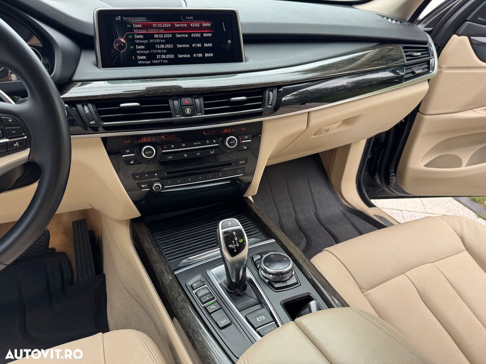 BMW X5 xDrive40d - 16