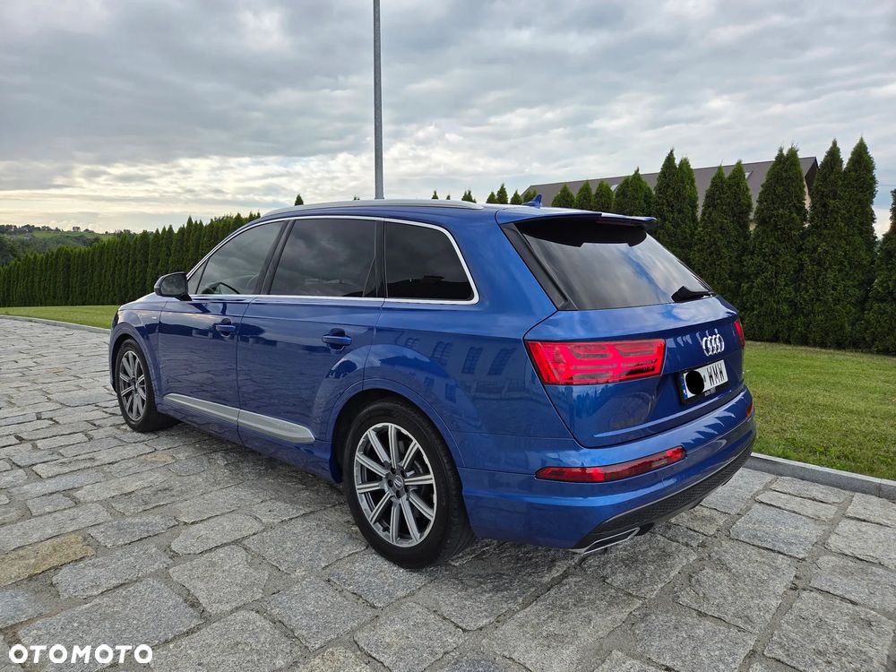 Audi Q7 - 4