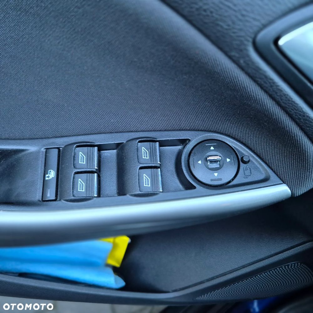 Ford Focus 1.6 TDCi ECOnetic 99g Start-Stopp-System SYNC Edition - 20