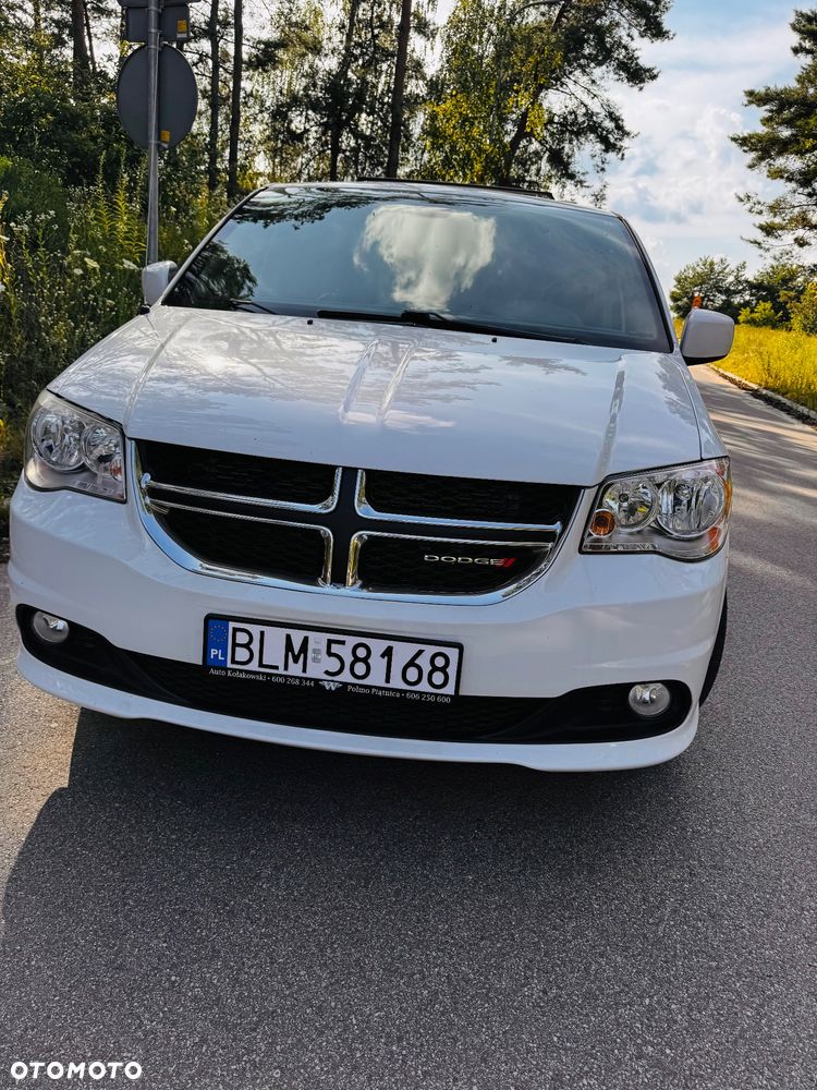 Dodge Grand Caravan - 3