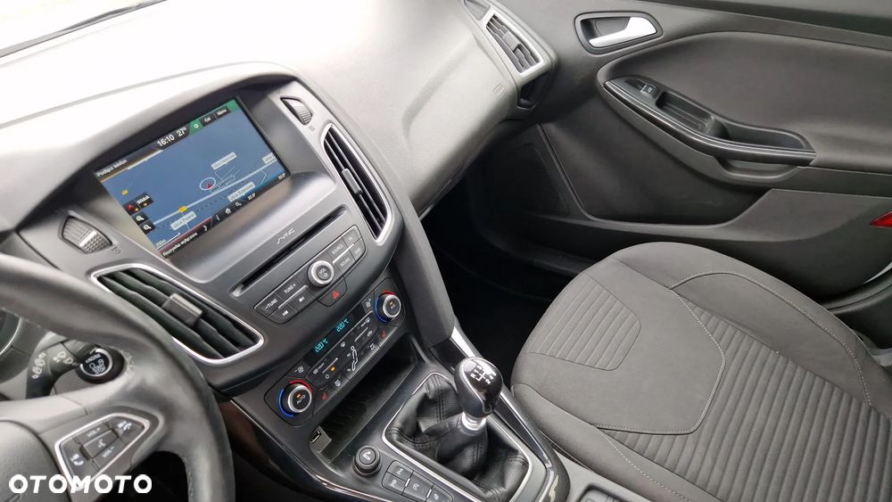 Ford Focus 1.5 TDCi DPF Start-Stopp-System Titanium - 17