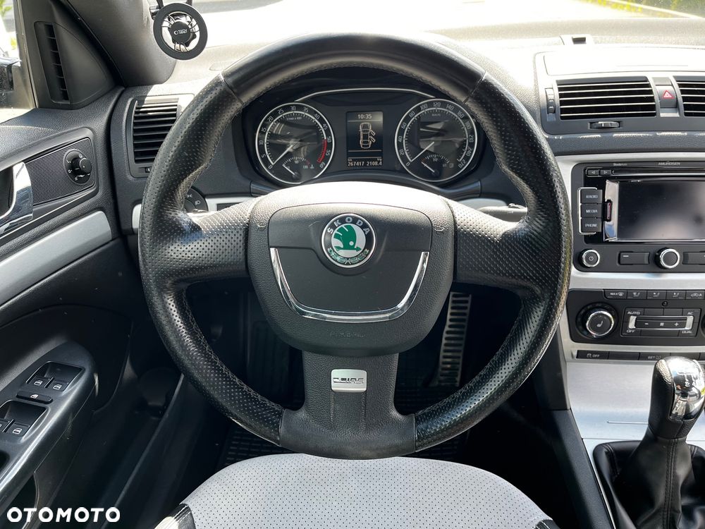 Skoda Octavia 2.0 TDI DPF RS - 14