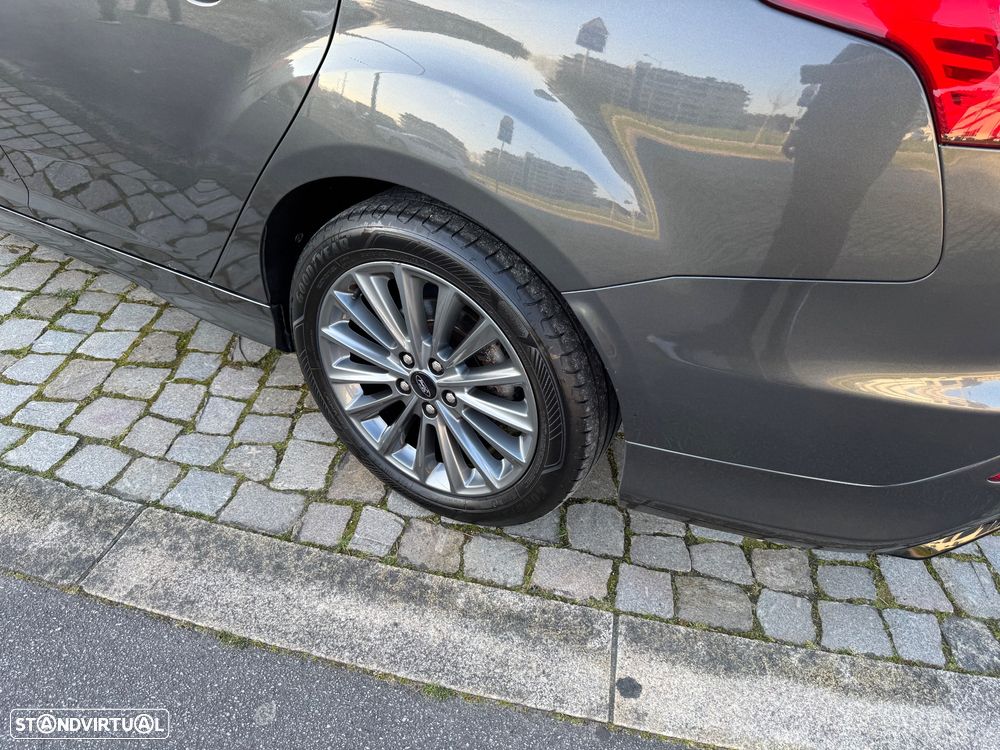 Ford Focus SW 1.5 TDCi EcoBlue ST-Line - 28