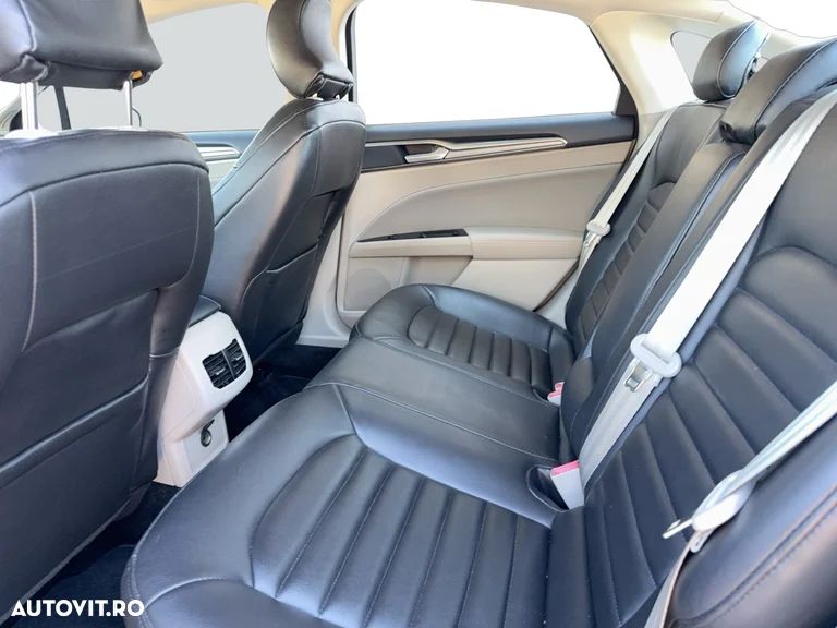 FORD Fusion 2017 — imagine 10
