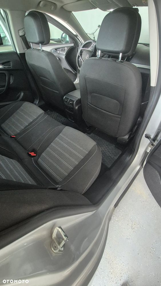 Opel Insignia - 12