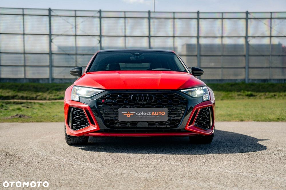 Audi RS3 Limousine - 2