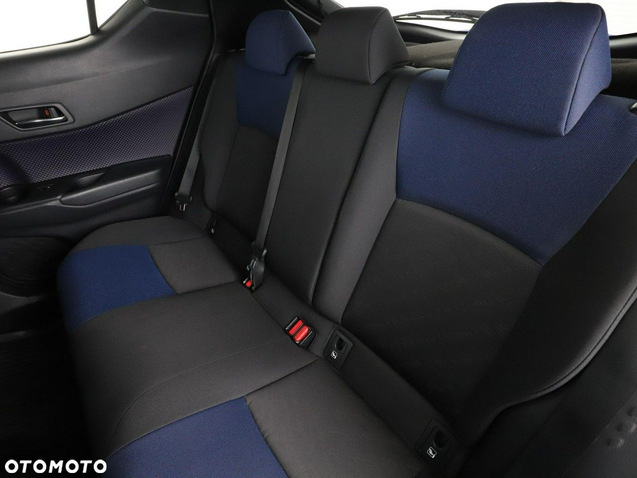 Toyota C-HR 1.8 Hybrid Dynamic - 17