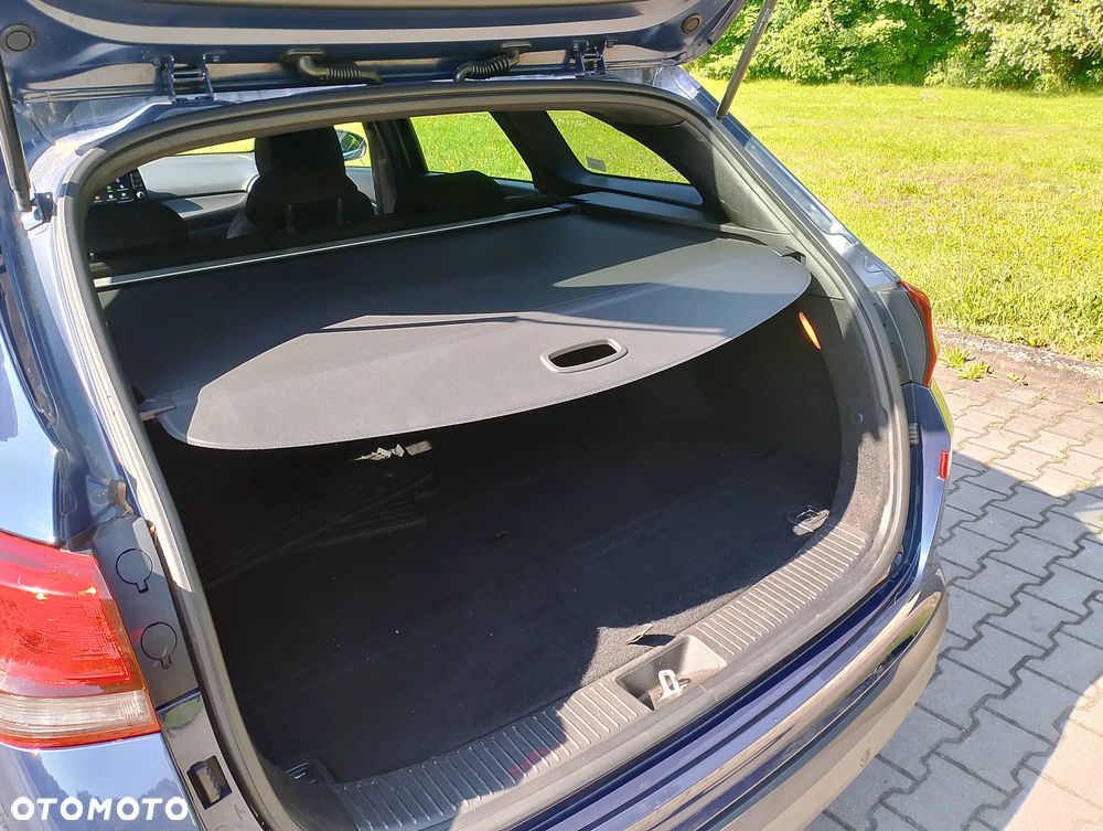 Hyundai i30 1.6 D Comfort DCT - 32