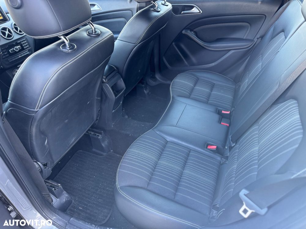 Mercedes-Benz B 180 - 10