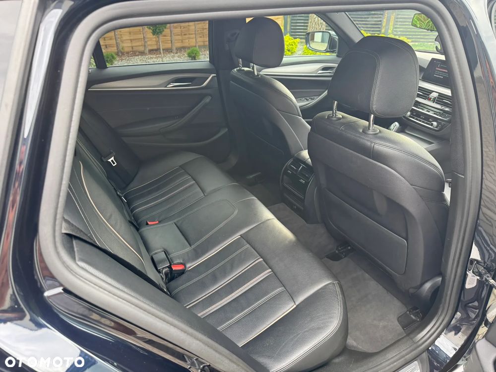 BMW Seria 5 520d M Sport Edition - 22