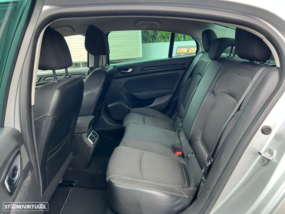 Renault Mégane 1.5 dCi Zen - 7