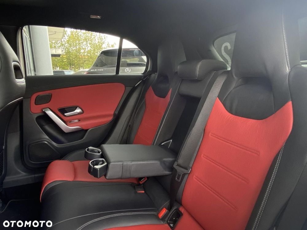 Mercedes-Benz Klasa A 200 AMG Line 7G-DCT - 26