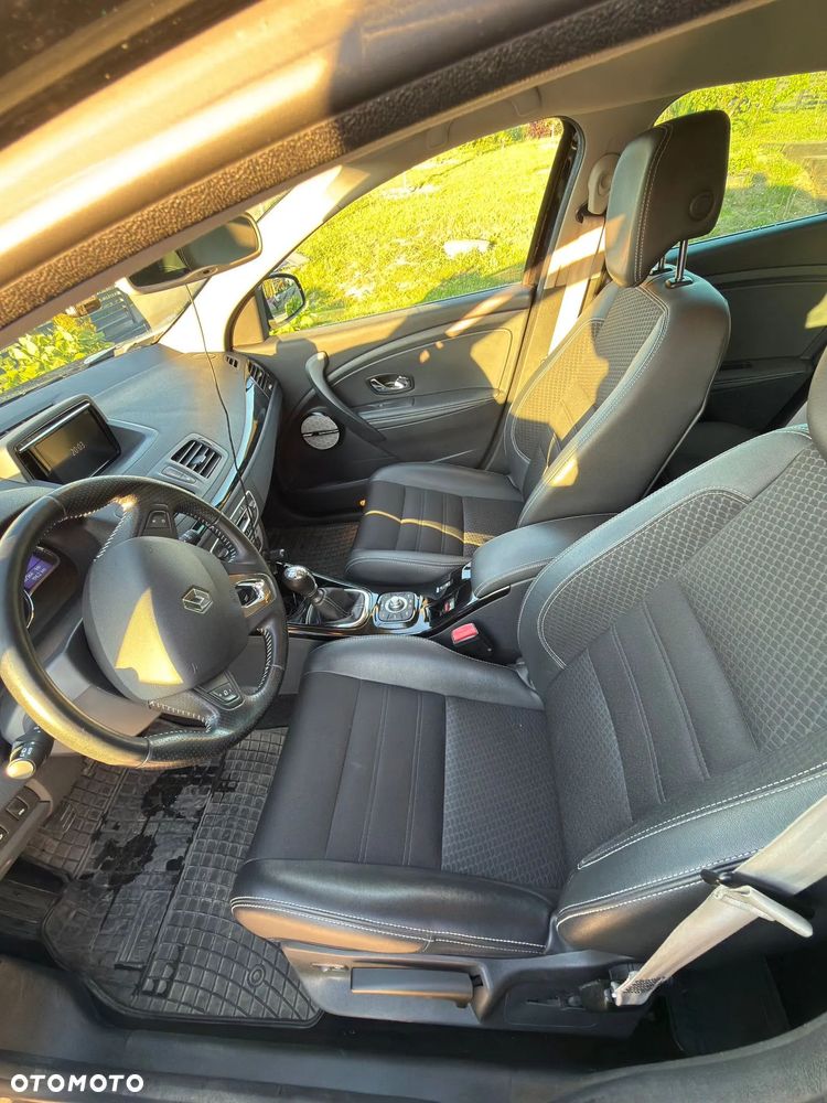 Renault Megane 1.2 Energy TCe Bose - 29