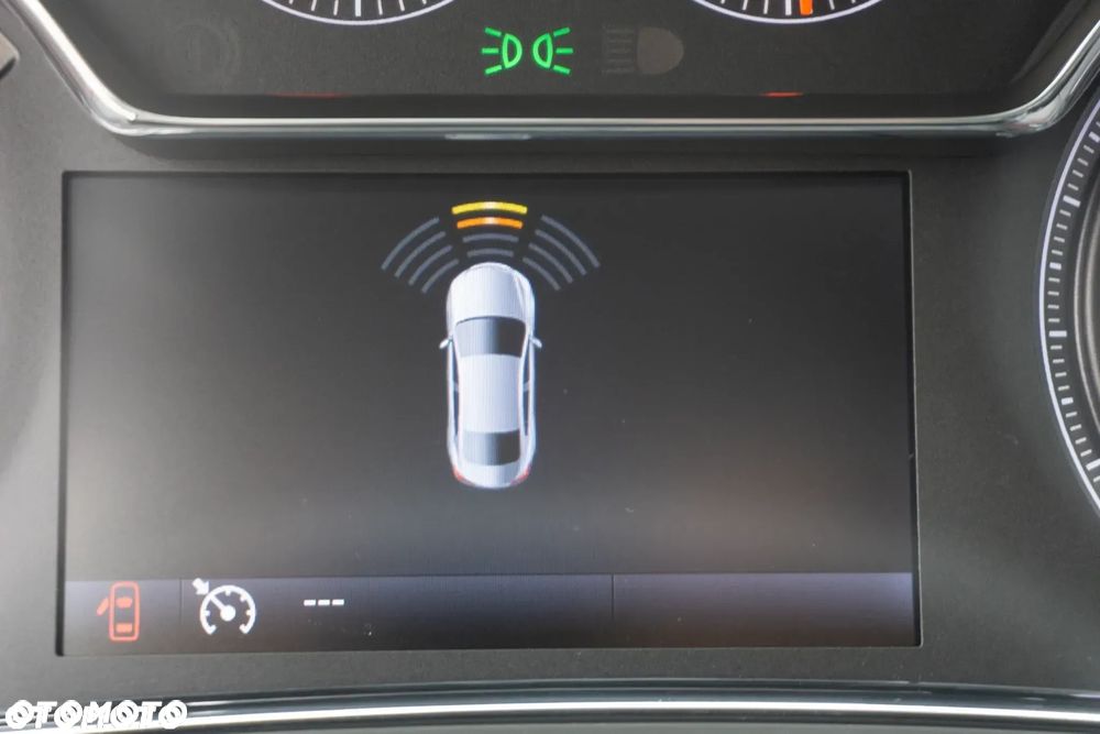 Opel Insignia 2.0 CDTI Cosmo S&S - 26