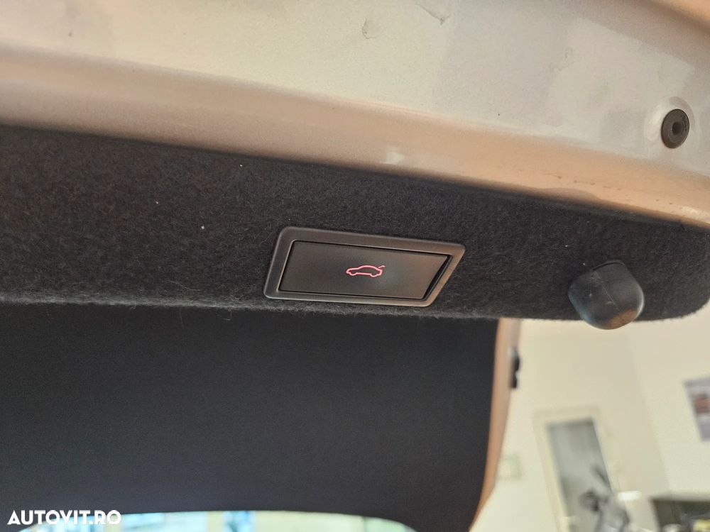 Skoda Superb 2.0 TDI DSG Ambition - 13