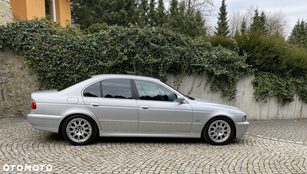 BMW Seria 5 525i - 8