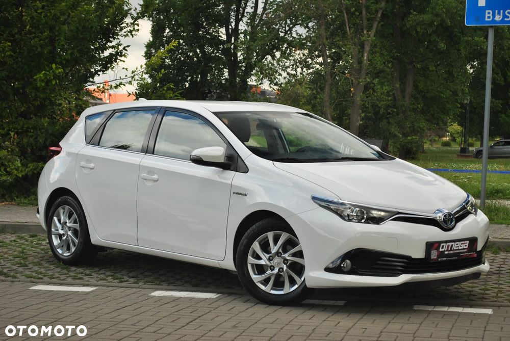 Toyota Auris - 2