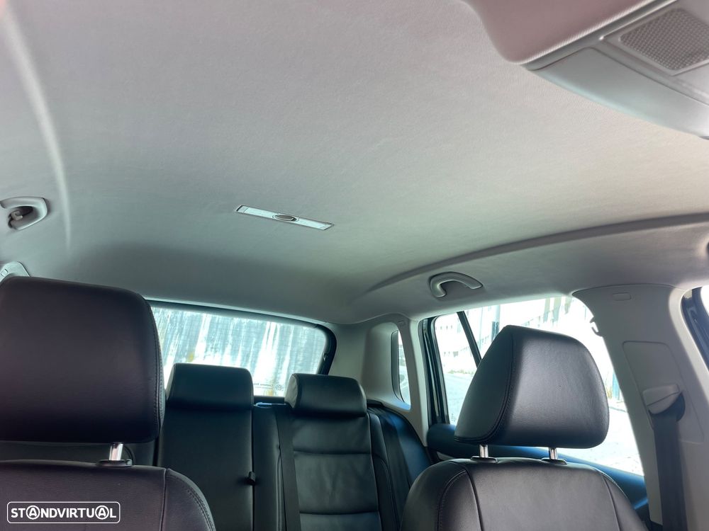 VW Tiguan 2.0 TDi Sport BlueMotion - 20
