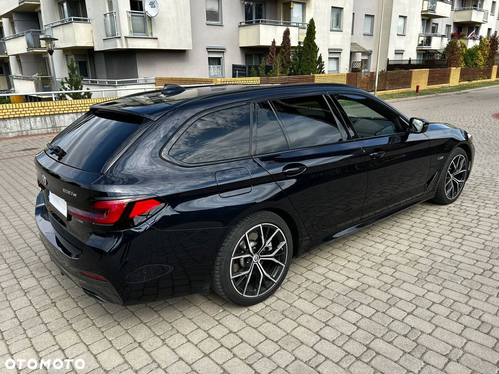 BMW Seria 5 530e xDrive M Sport sport - 9