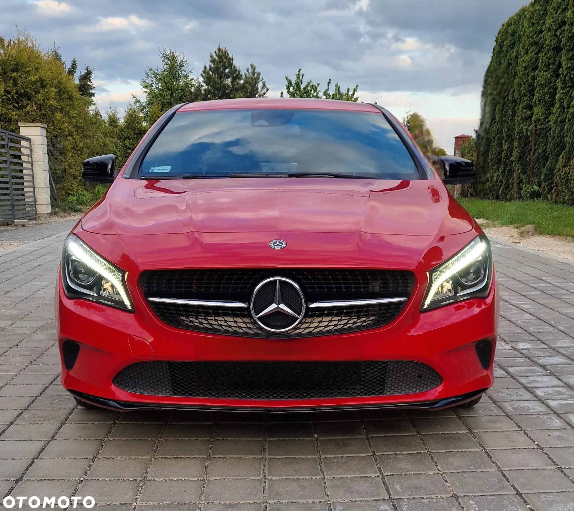 Mercedes-Benz CLA 180 7G-DCT - 2
