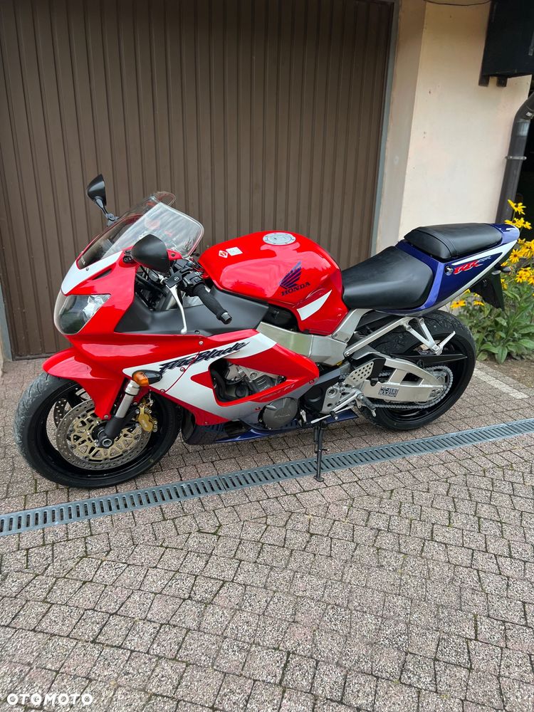 Honda CBR - 6