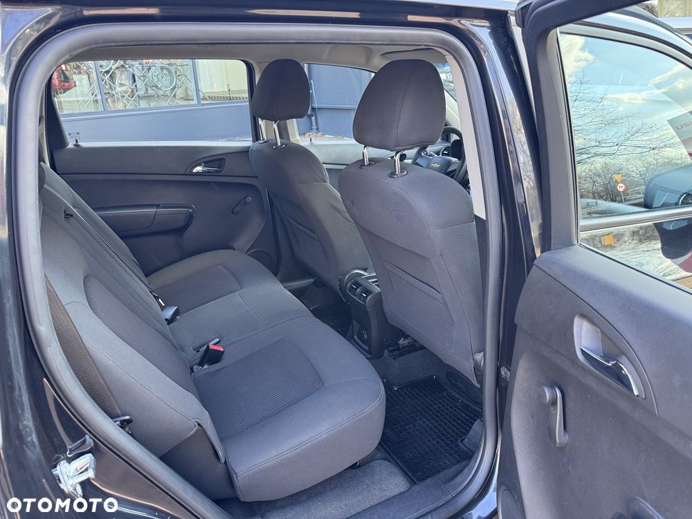 Chevrolet Orlando - 17