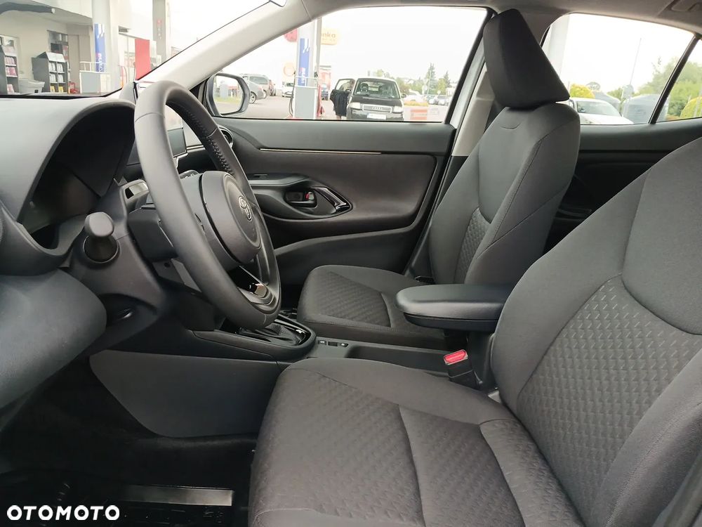 Toyota Yaris Cross Hybrid 1.5 Comfort - 16