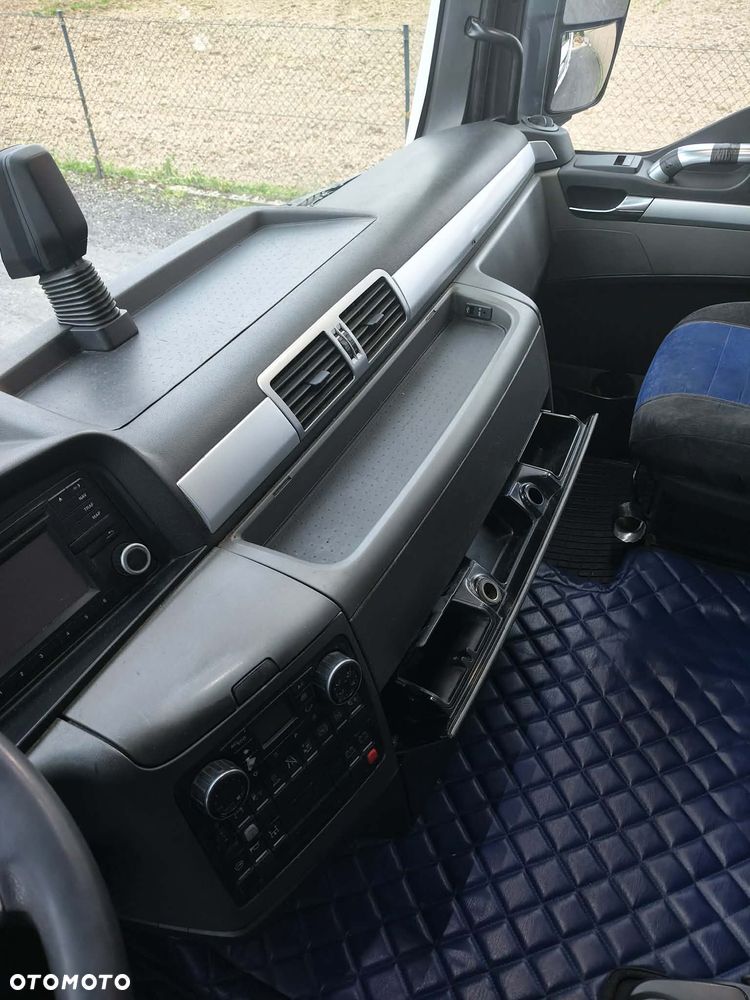 MAN TGX - 9