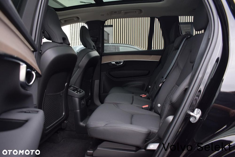 Volvo XC 90 - 25