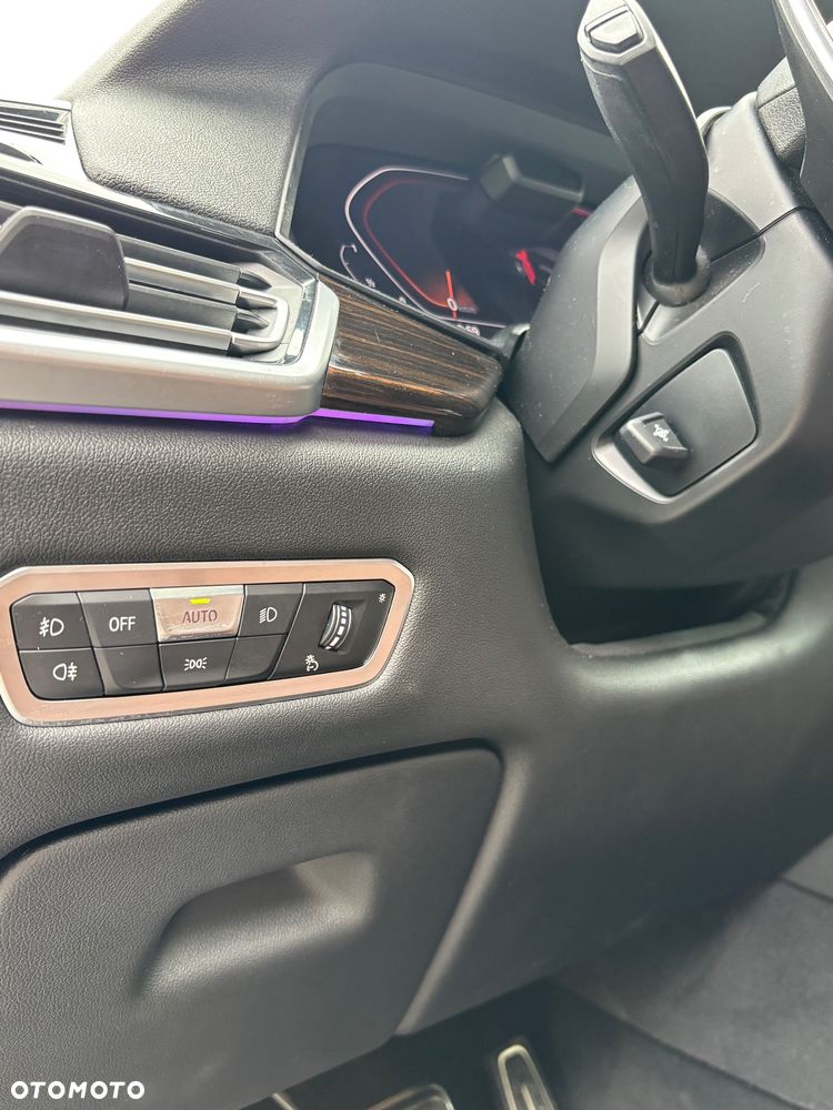 BMW X5 xDrive40i - 11