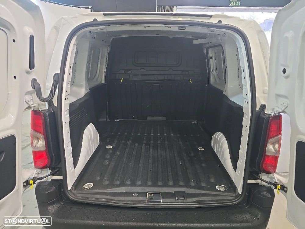 Toyota PROACE CITY CX.6 VELOCIDADES - 5