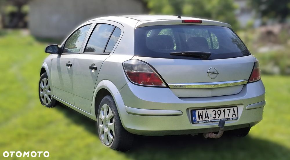 Opel Astra 1.4 Essentia - 4
