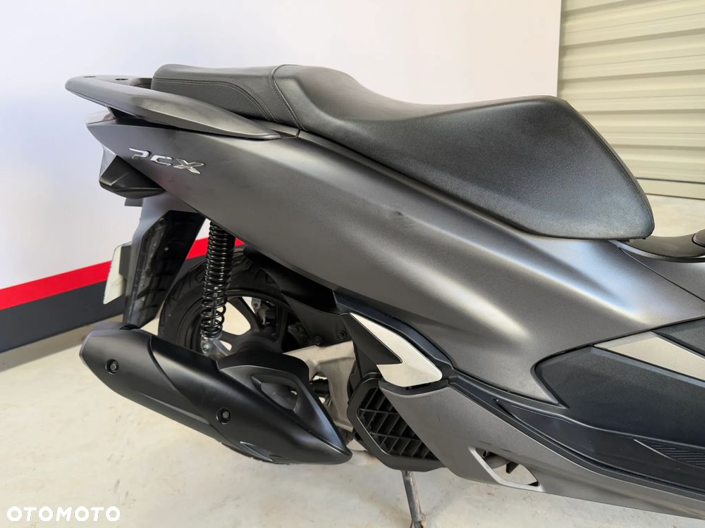 Honda PCX - 16