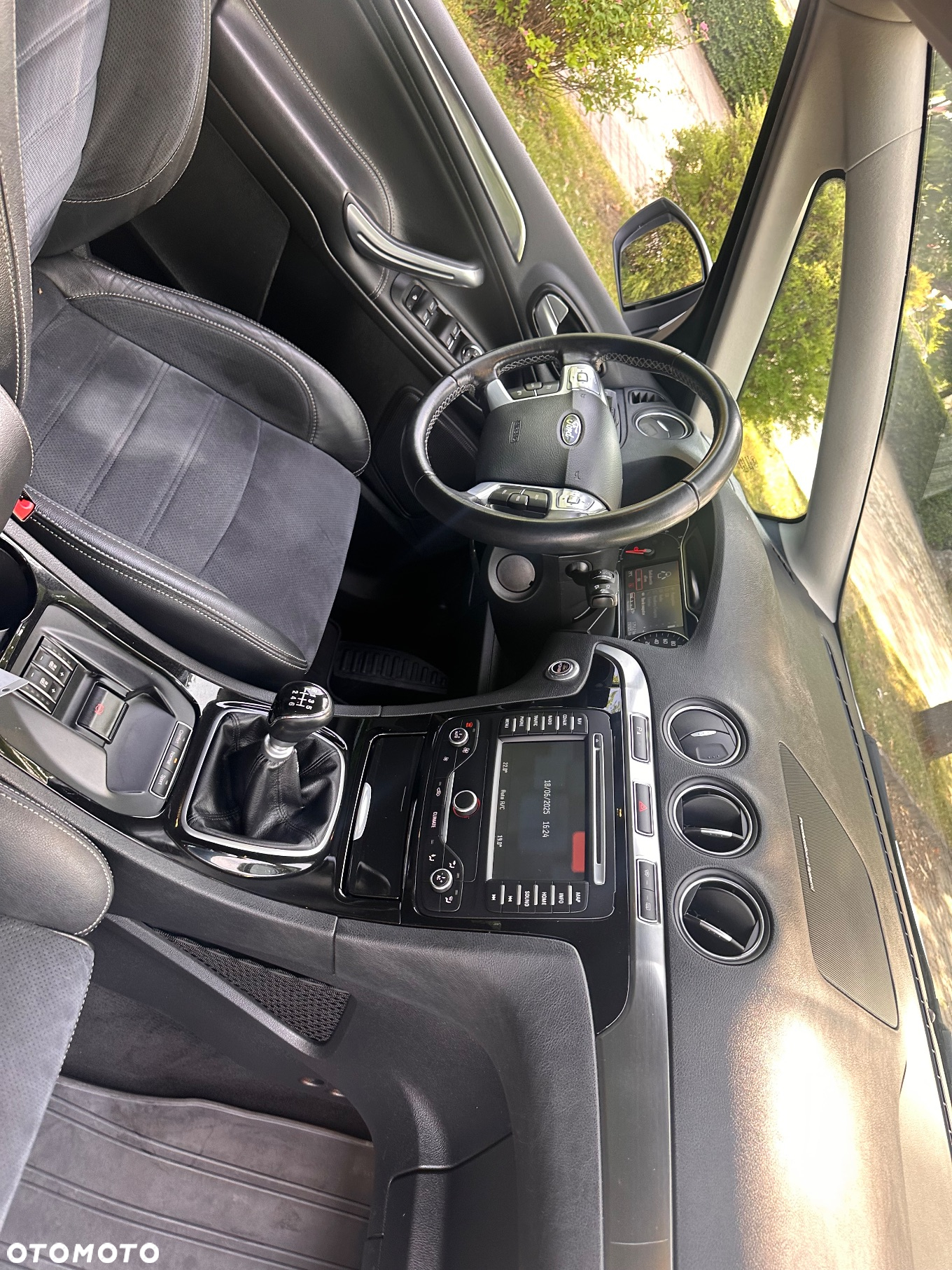 Ford S-Max 2.0 TDCi DPF Titanium - 11
