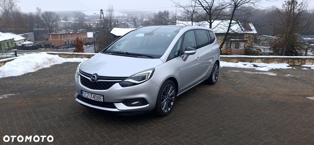 Opel Zafira 1.6 CDTI Elite S&S - 36