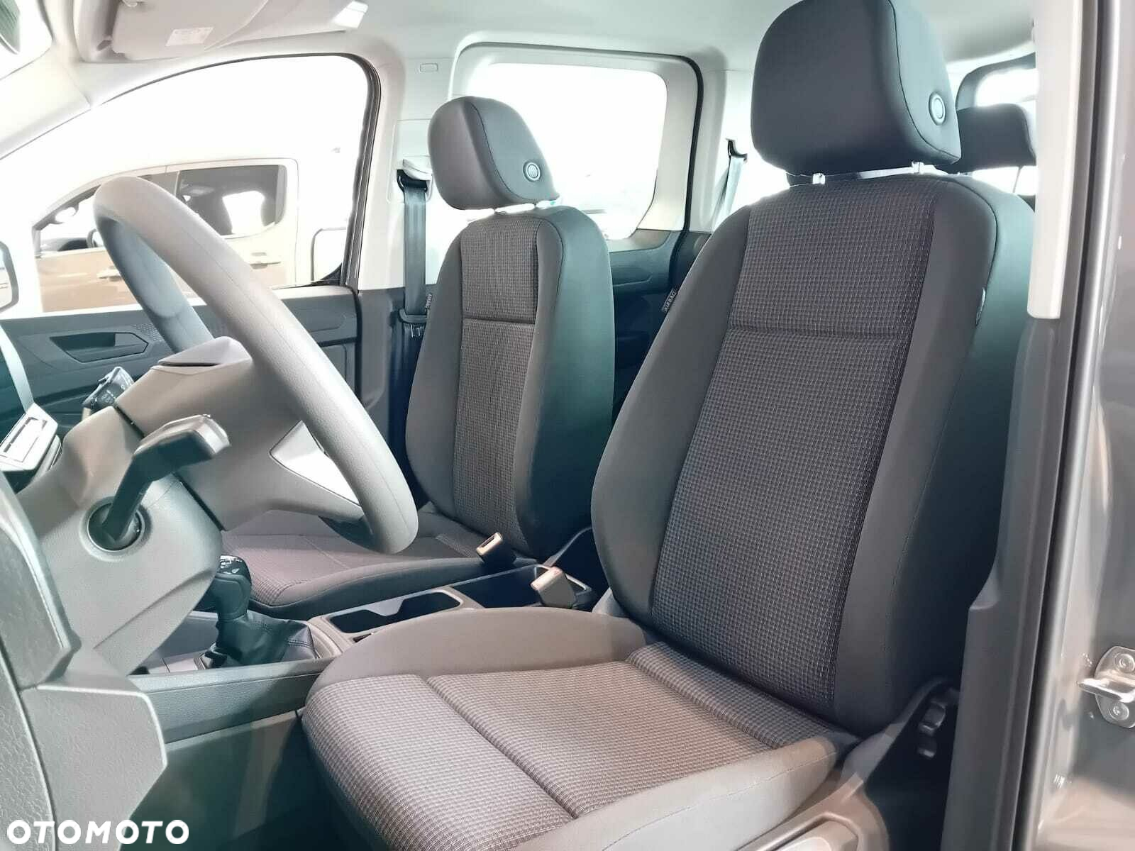 Volkswagen Caddy - 10