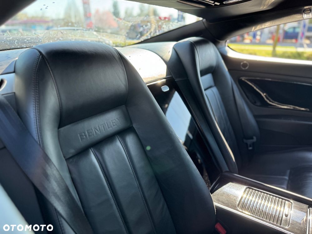 Bentley Continental GT Standard - 14
