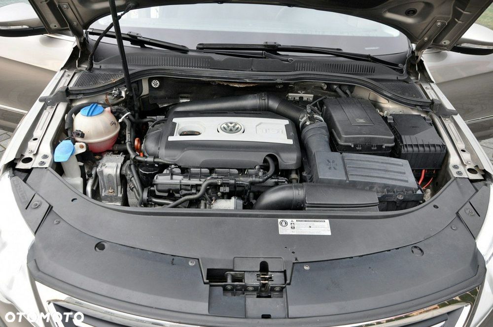 Volkswagen Passat CC - 39