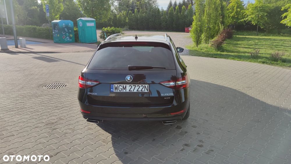 Skoda Superb 2.0 TSI 4x4 L&K DSG - 6