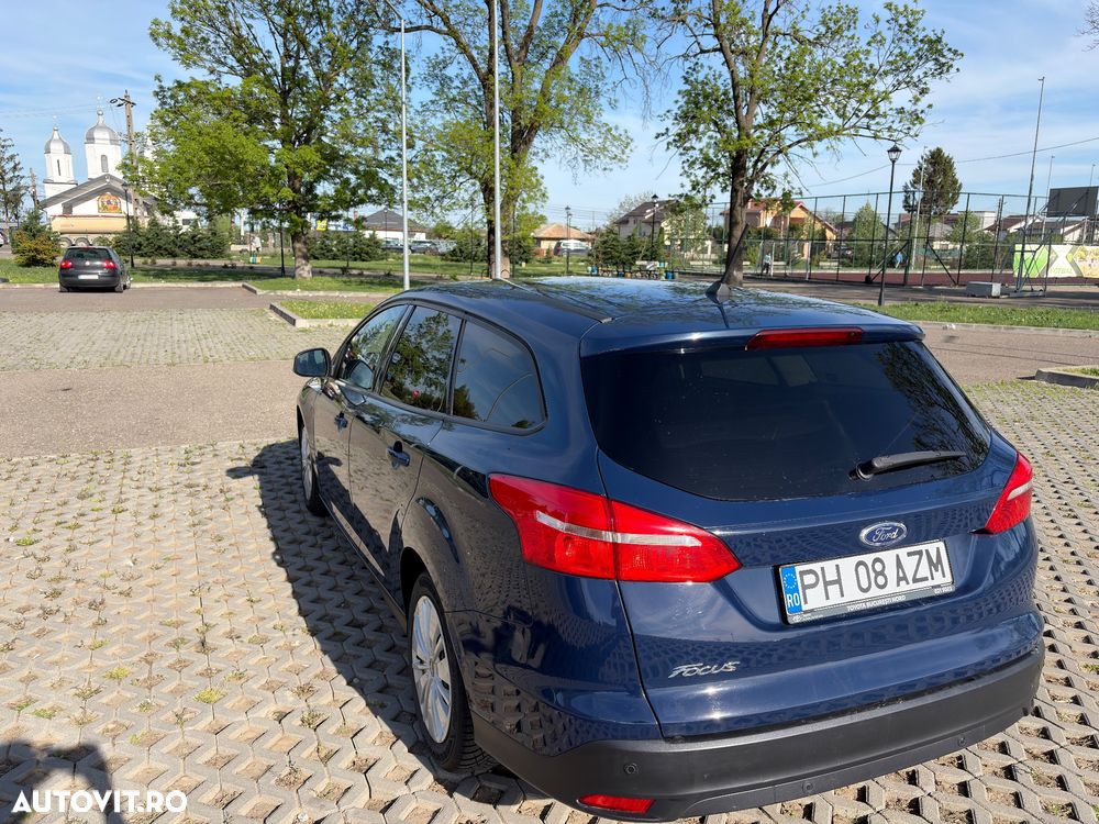Ford Focus - 17