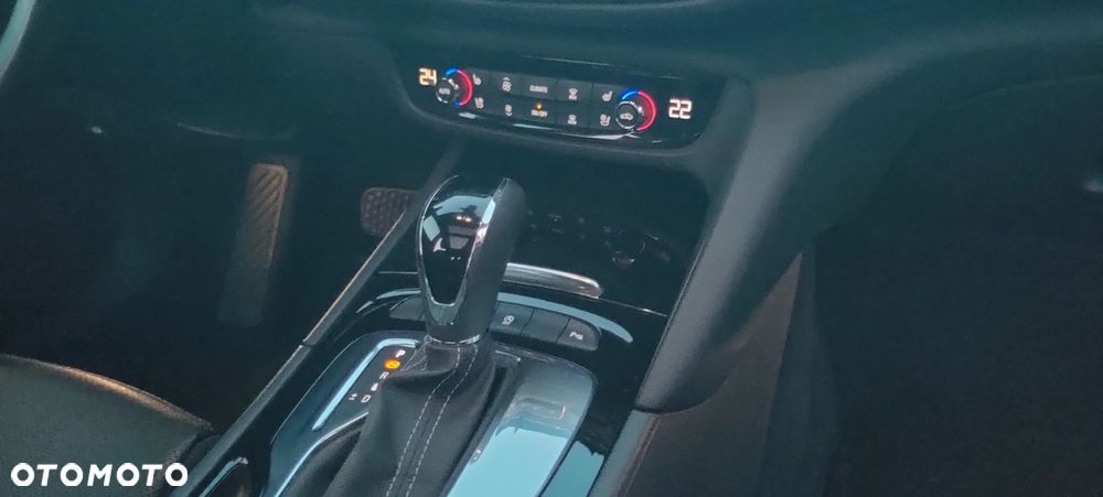 Opel Insignia 2.0 CDTI automatik Business Innovation - 28