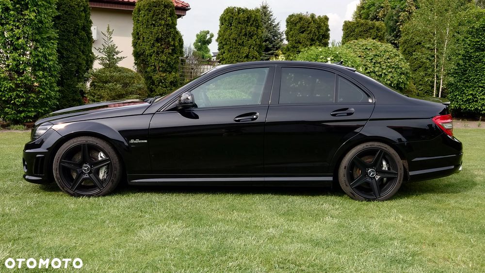 Mercedes-Benz Klasa C 63 AMG 7G-TRONIC - 3