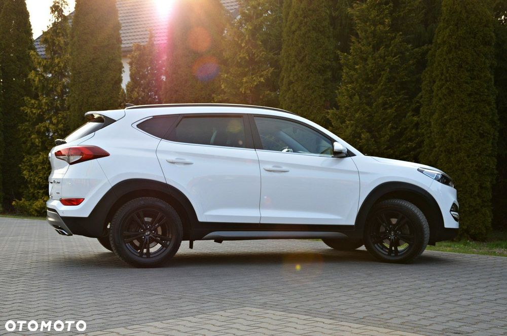 Hyundai Tucson 2.0 CRDI 4WD Premium - 26