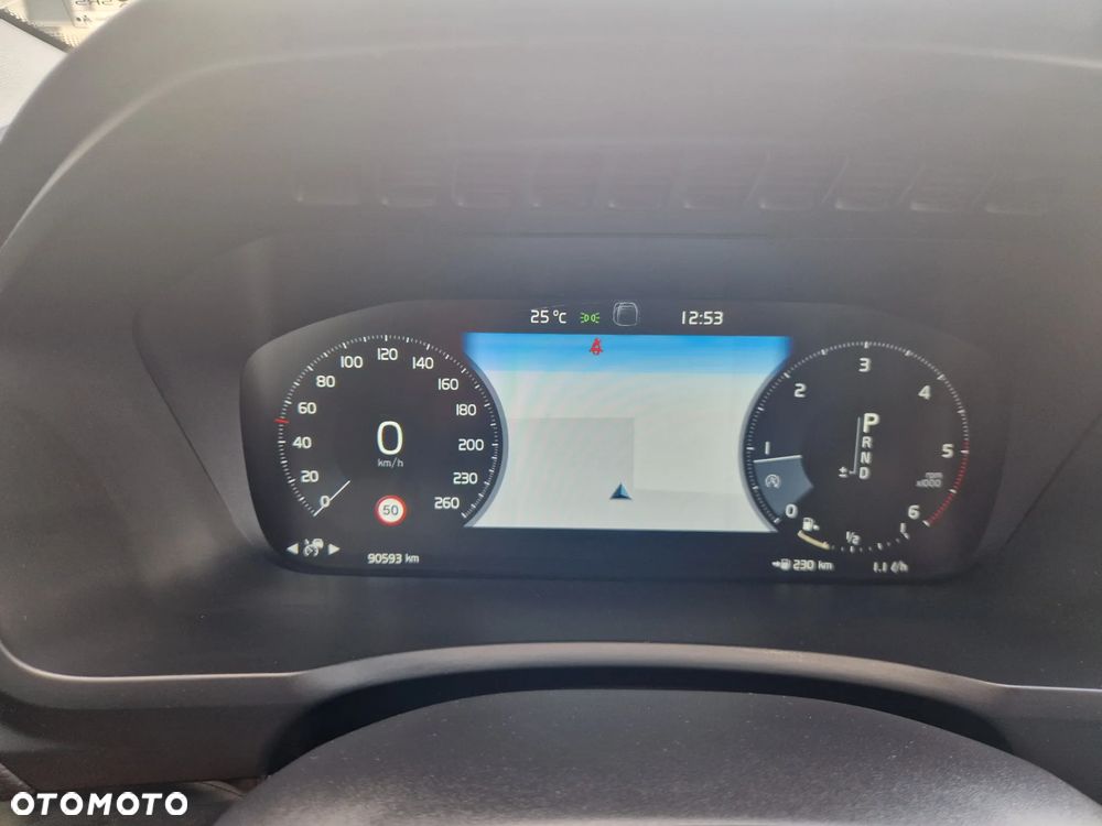 Volvo XC 90 D4 FWD Momentum - 13