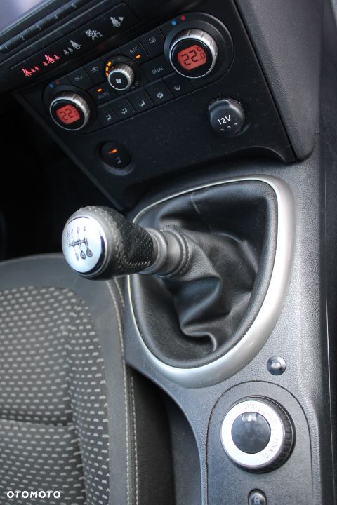 Nissan Qashqai 2.0 4x4 Tekna - 17