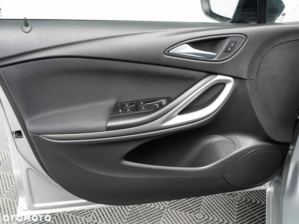 Opel Astra - 10